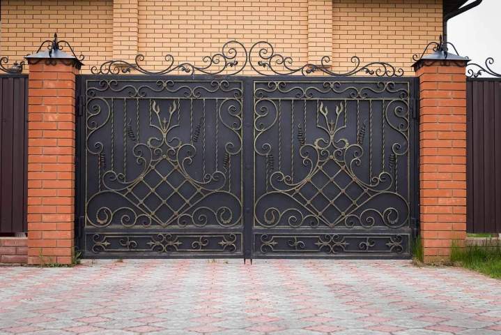 Portail acier sur mesure à La Réunion