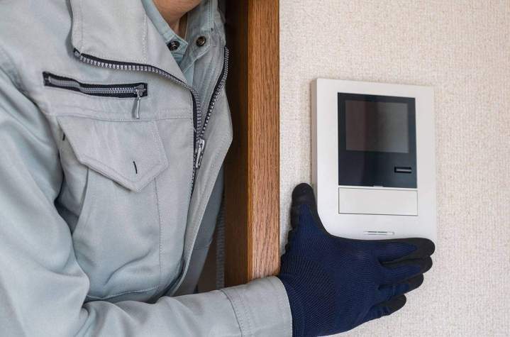 Pose de visiophone à La Réunion